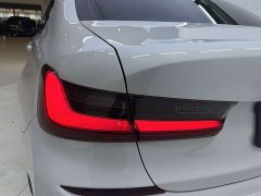 BMW 3 Series facelift 325i M Sports Package - фото 7
