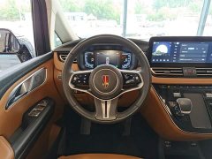 Hongqi HQ9 PHEV 2.0T four-wheel drive business version - фото 11