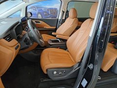 Hongqi HQ9 PHEV 2.0T four-wheel drive business version - фото 15