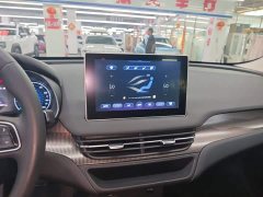 Hongqi E-QM5 facelift basic travel version - фото 13