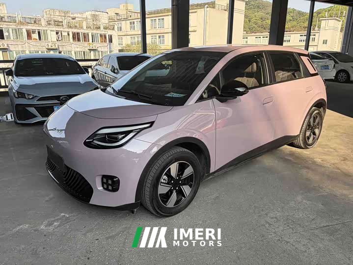 AION UT 420 Smart Edition - автомобиль из Китая