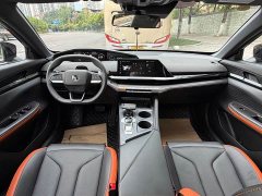 Changan UNI-V 1.5T premium - фото 7