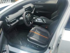 Changan UNI-V 1.5T premium - фото 9