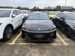 Changan UNI-V 2024 1.5T noble sports - фото 2
