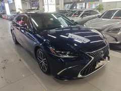 Lexus ES 2022 300h Premium Edition - фото 2