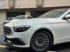 Mercedes-Benz E 300 L Luxury Version - фото 4