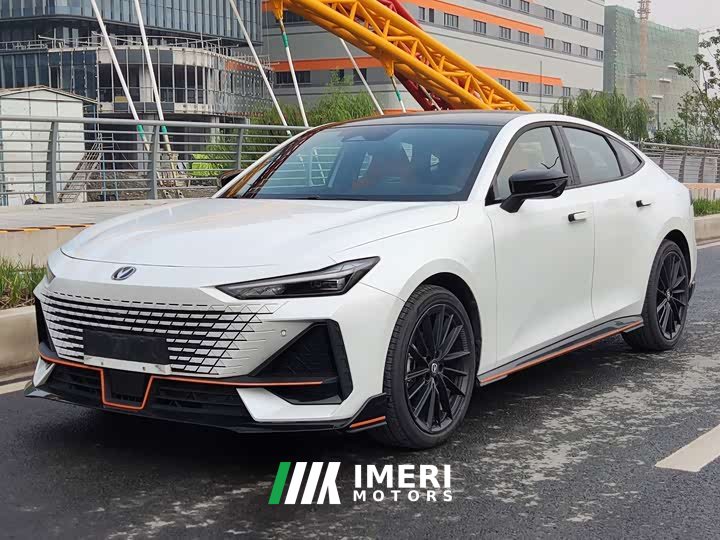 Changan UNI-V 1.5T sports version - автомобиль из Китая