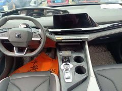 Changan UNI-V 1.5T premium - фото 6