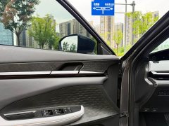Changan UNI-V 1.5T premium - фото 14