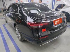 Mercedes-Benz E-Class E 300 L Sporty and Fashionable - фото 3