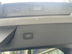 Volvo XC70 plug-in hybrid 2WD long range Core - фото 17