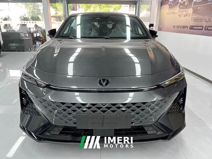 Changan UNI-V 1.5T Premium Version