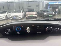 Changan UNI-V 1.5T smart pilot - фото 2