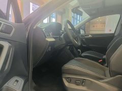 Volkswagen Tiguan L 2025 Outstanding 300TSI Automatic Two-wheel Drive Dragon Edition - фото 4