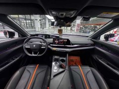 Changan UNI-V 1.5T exclusive - фото 5