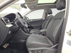 Volkswagen Tiguan L 330TSI automatic two-wheel drive R-Line version - фото 9