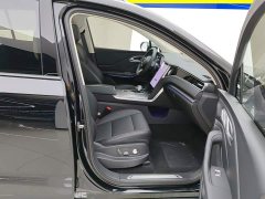Hongqi HS7 PHEV 2.0T PHEV four-wheel drive 2 million units commemorative edition 6 seats - фото 8