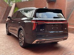 Hongqi HS7 PHEV 2.0T PHEV four-wheel drive Qichang version 6 seats - фото 6