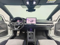 Volkswagen Golf 300TSI R-Line - фото 11
