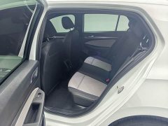 Volkswagen Golf 300TSI R-Line - фото 13