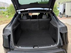 Tesla Model Y rear-wheel drive version - фото 7