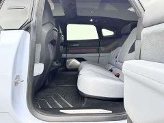 HiPhi Gaohe HiPhi Z five-seater version - фото 10