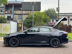 Changan UNI-V 2024 1.5T premium - фото 16