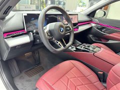 BMW 5 Series 530Li Leading M Sports Package - фото 12