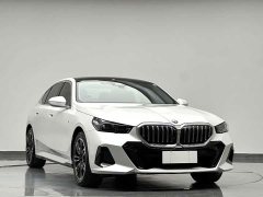 BMW 5 Series 530Li Leading M Sports Package - фото 4