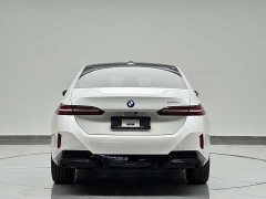 BMW 5 Series 530Li Leading M Sports Package - фото 6