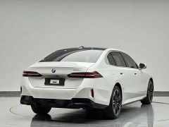 BMW 5 Series 530Li Leading M Sports Package - фото 8