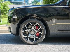 Rolls-Royce Cullinan 2020 Black Badge - фото 4