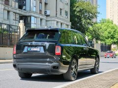Rolls-Royce Cullinan 2020 Black Badge - фото 9