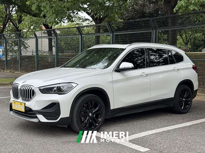 BMW X1 2020 sDrive20Li Exclusive - автомобиль из Китая