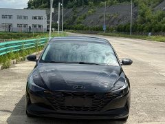 Hyundai Elantra 1.5L CVT LUX Black Knight Limited Edition - фото 1