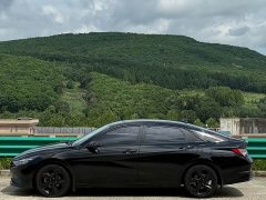 Hyundai Elantra 1.5L CVT LUX Black Knight Limited Edition - фото 3