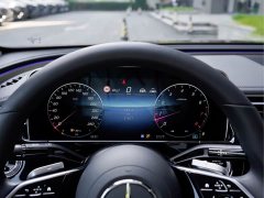 Mercedes-Benz E-Class (imported) E 300 luxury sports version - фото 9