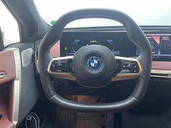BMW iX M60 - фото 13