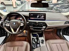 BMW 5 Series 530Li Leading Luxury Package - фото 5