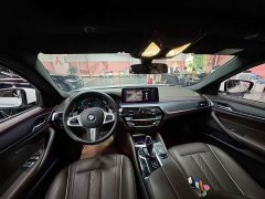 BMW 5 Series 530Li Leading M Sports Package - фото 6
