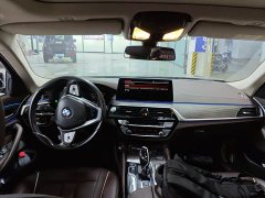 BMW 5 Series 530Li Leading Luxury Package - фото 3