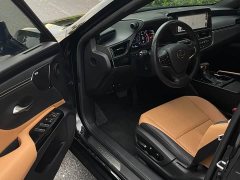 Lexus ES 2022 300h Premium Edition - фото 2