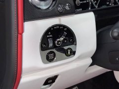 Rolls-Royce Cullinan 2018 four-seat version - фото 13