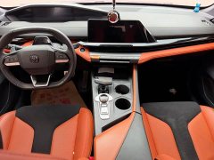 Changan UNI-V 1.5T Edition - фото 9
