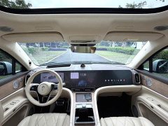 AITO Wenjie M9 pure electric Max version 100kWh 6-seater version - фото 6