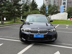 BMW 3 Series 320i M Sports Package - фото 2