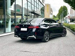 BMW 5 Series 525Li M Sports Package - фото 2