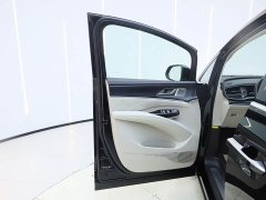 Denza D9 DM-i smart driving version 1020 four-wheel drive flagship - фото 10