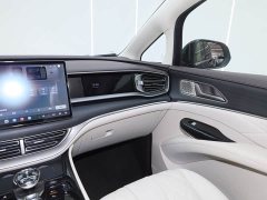 Denza D9 DM-i smart driving version 1020 four-wheel drive flagship - фото 17