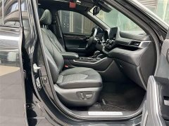 Toyota Crown Lufang 2021 2.5L HEV four-wheel drive premium version - фото 10